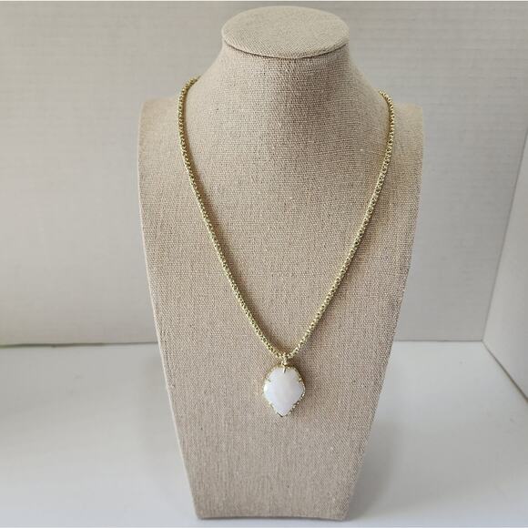 KENDRA SCOTT CORLEY WHITE AND GOLD NECKLACE - Picture 3 of 8